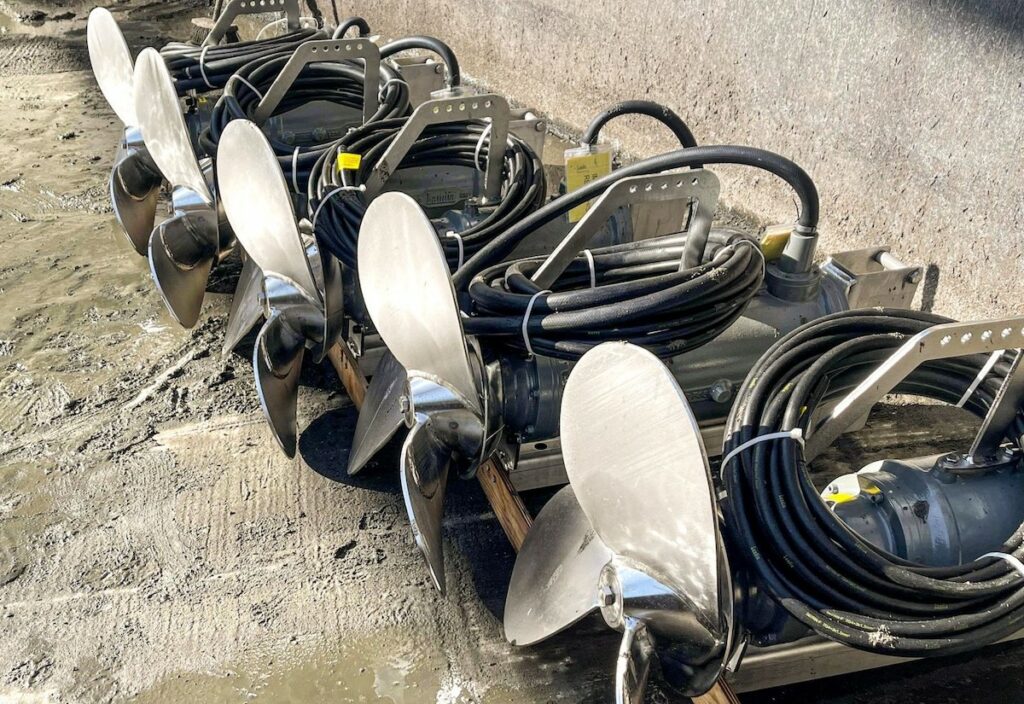 Biogas Benefits at the Farm with Tough New Mixers